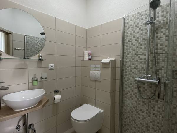 Dvoulůžkový pokoj s vlastní koupelnou